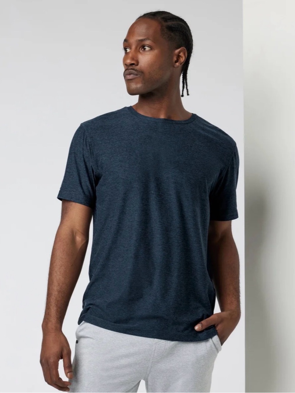 Vuori Men's Strato Navy Blue Heather Short Sleeve Tee